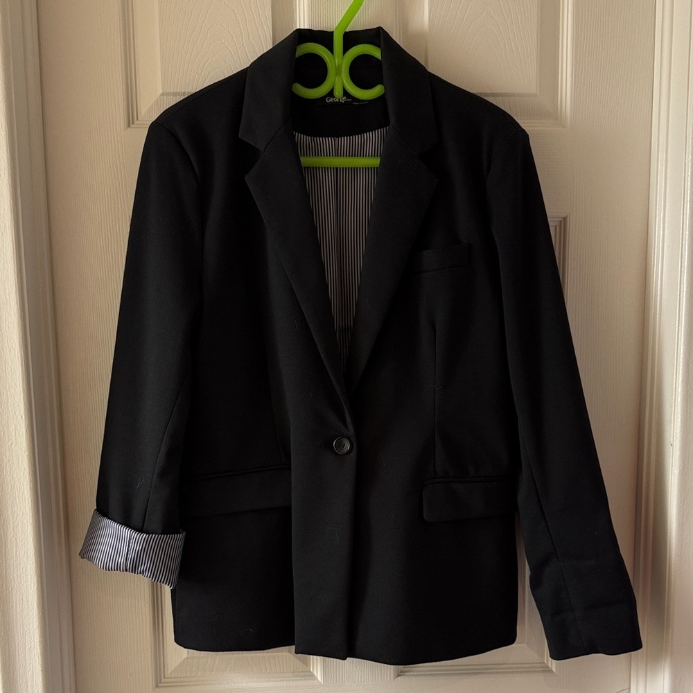 Classic Black Blazer with Pinstripe Liking - XL